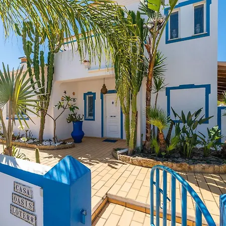 Oasis - Privater Pool- Klimaanlage By Interhome