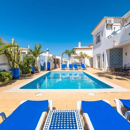 Semesterbostad Oasis - Privater Pool- Klimaanlage By Interhome