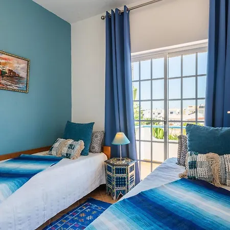 Semesterbostad Oasis - Privater Pool- Klimaanlage By Interhome *